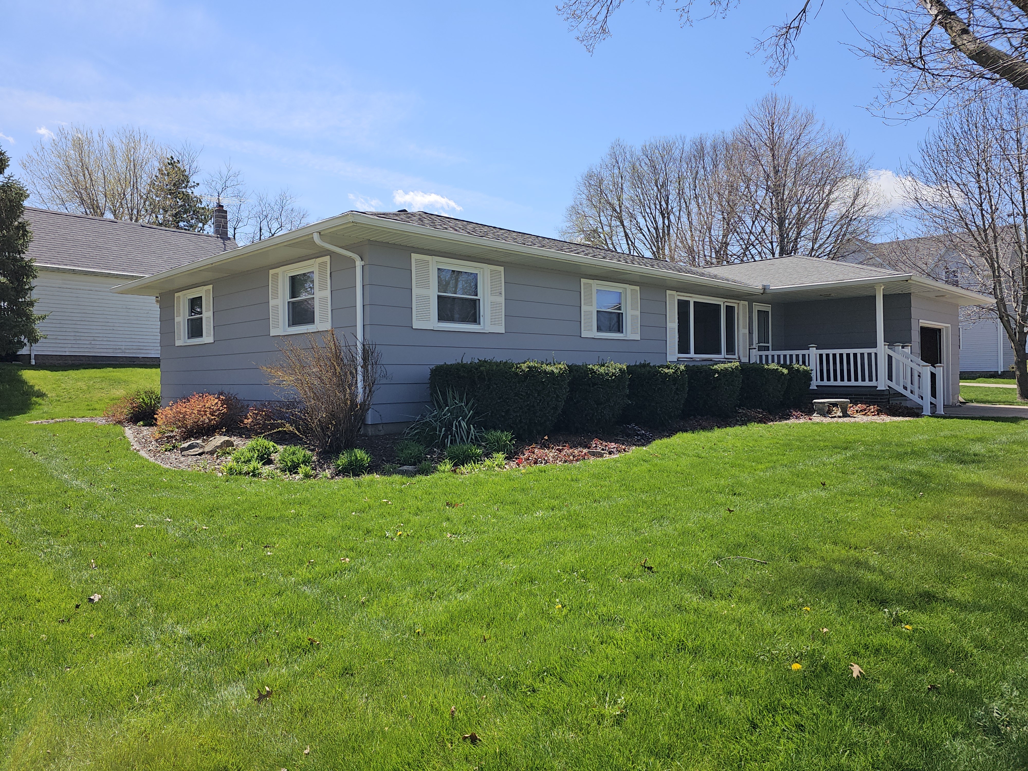 Siding & Window Replacement Before