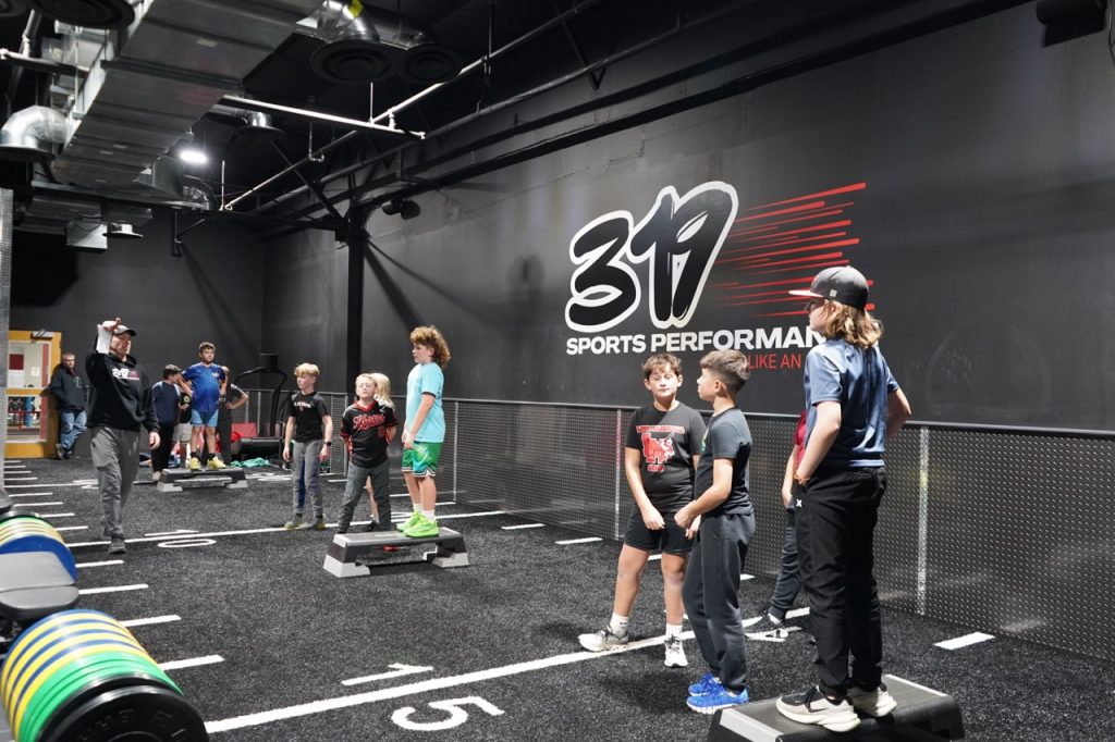 319 Sports
Performance