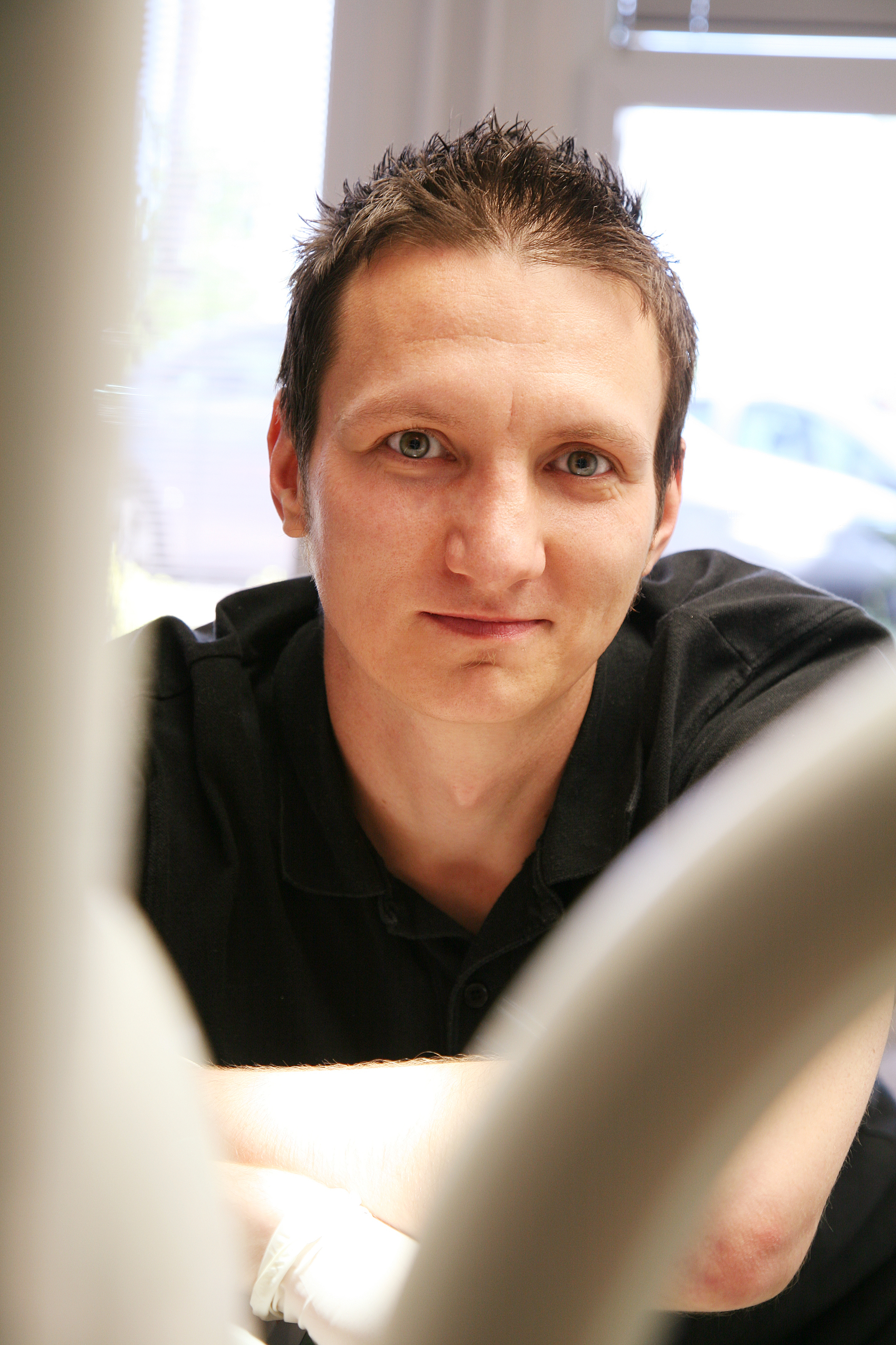 Dr. Simon Ágoston fogszakorvos a Dentsi fogászatnál Pécsen