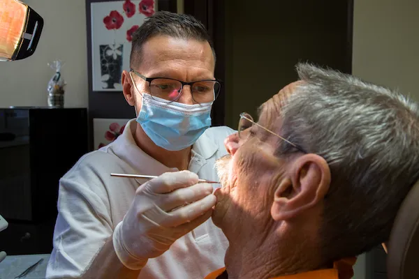 Dr. Ágoston Simon during dental treatment at Dentsi Dentistry in Pécs
