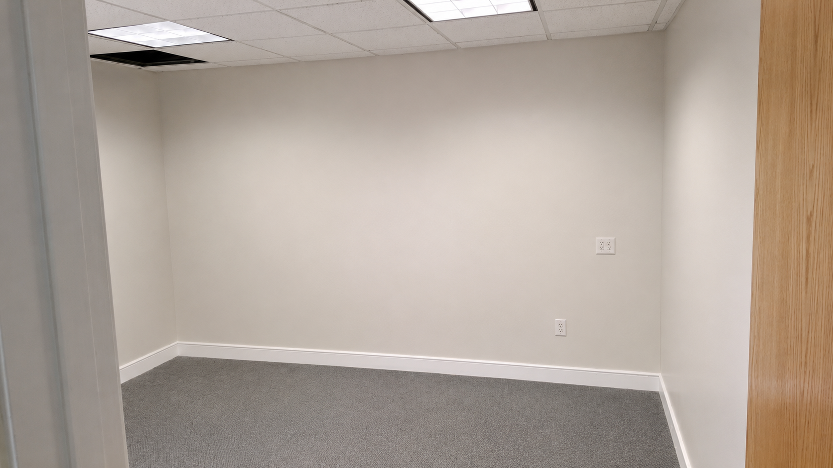 08 Interior Office Painting
