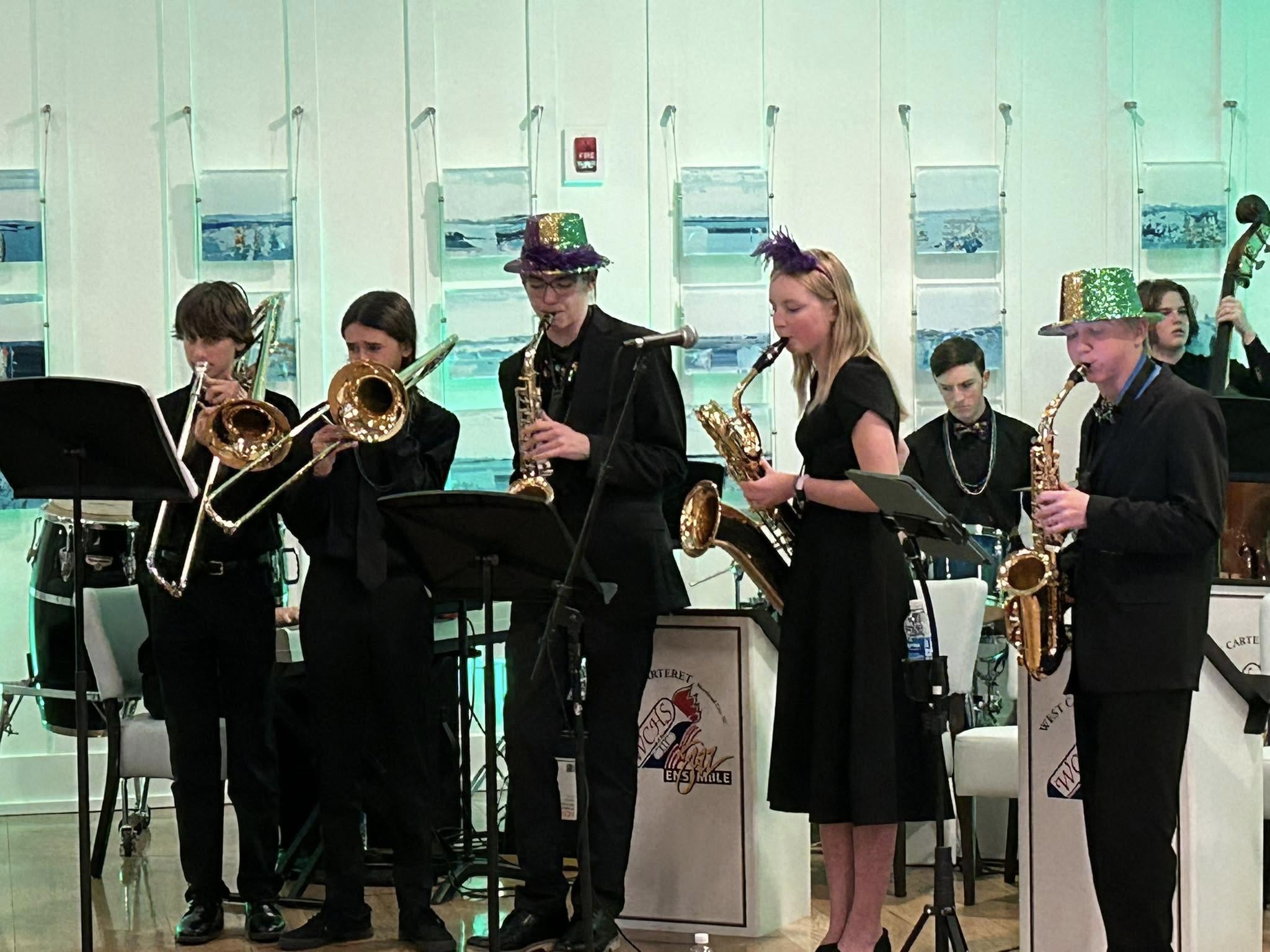 JAZZ ENSEMBLE &
JAZZ BAND