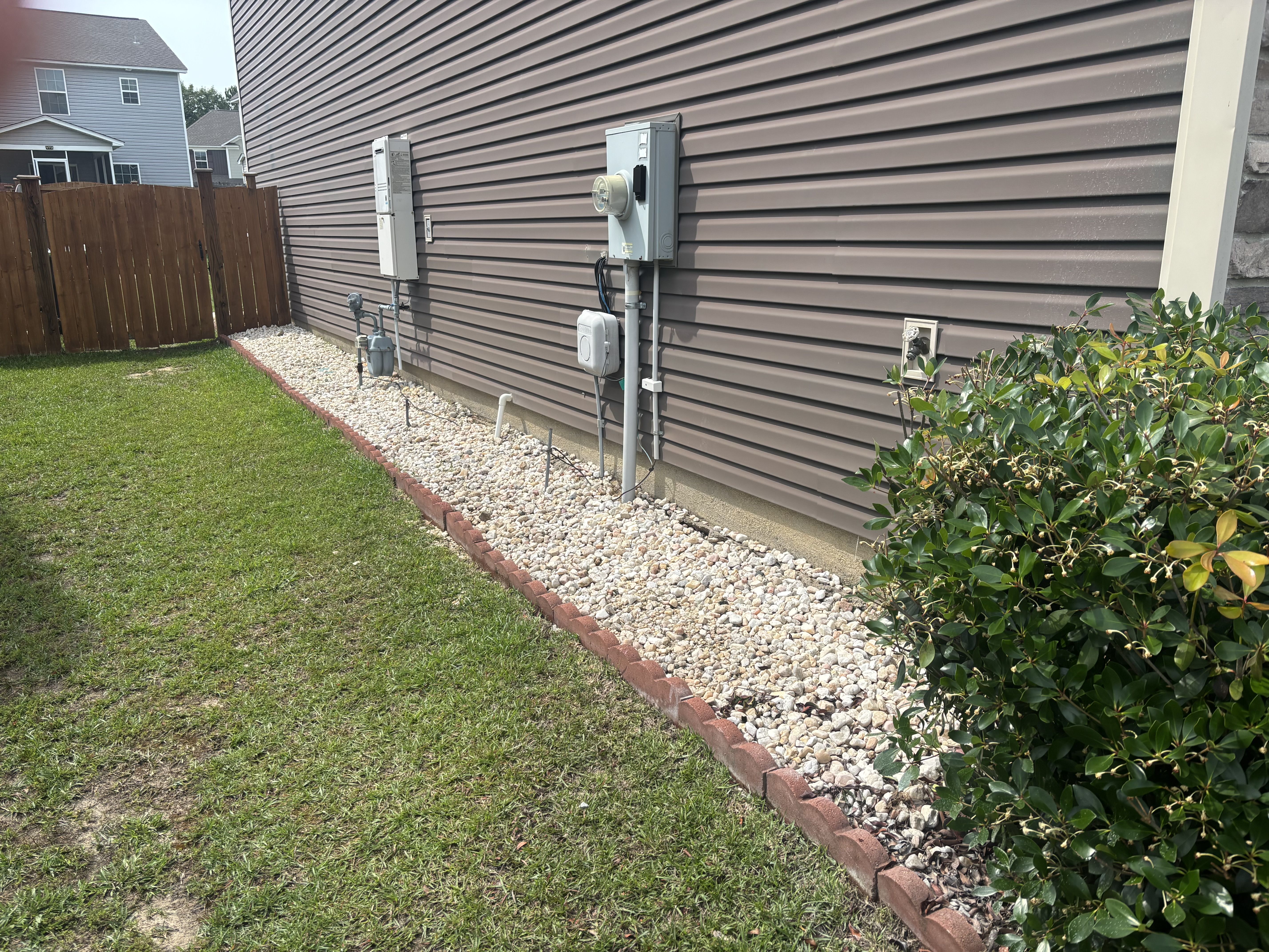 Side Yard Rock Bed