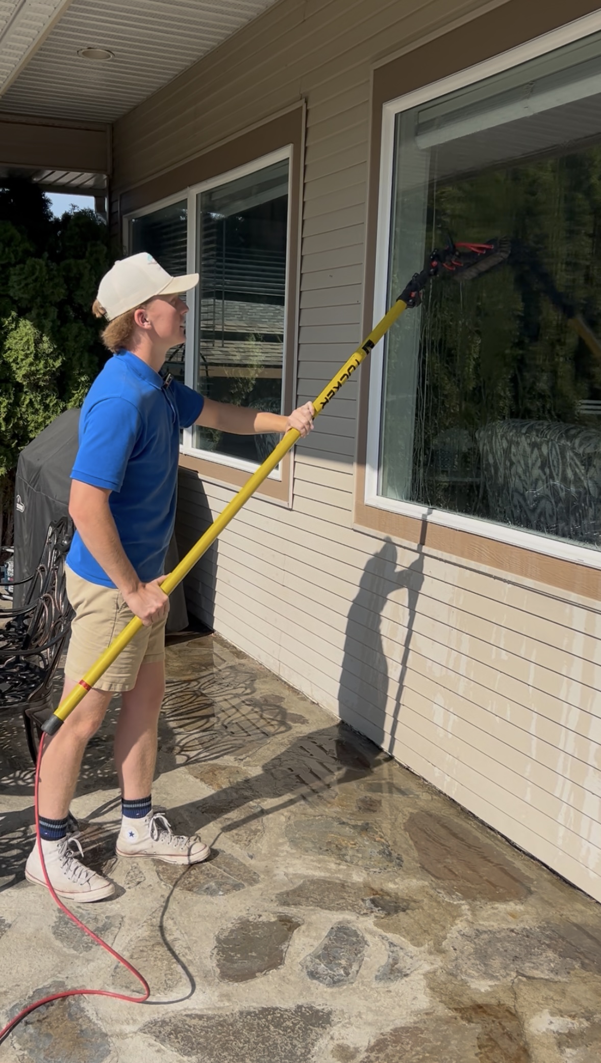 Exterior Window Cleaning in Action