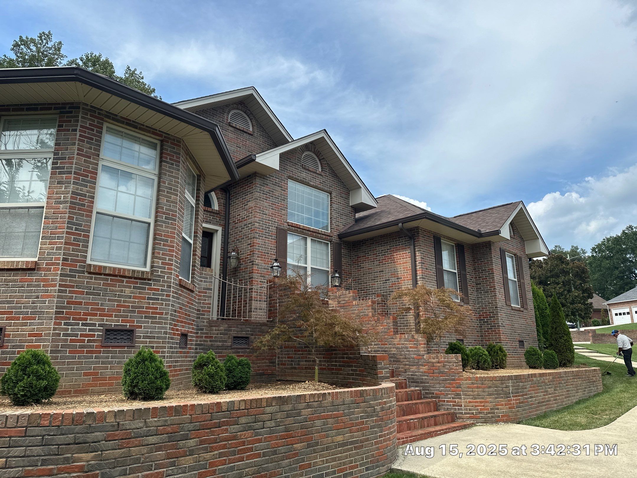 Roofing and Architecture: Finding the Perfect Balance Between Style and Function