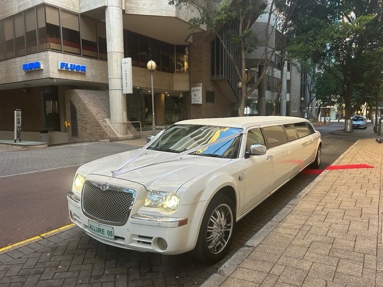 10-Seater Chrysler 300C Stretch Limousine for wedding and event hire in Perth