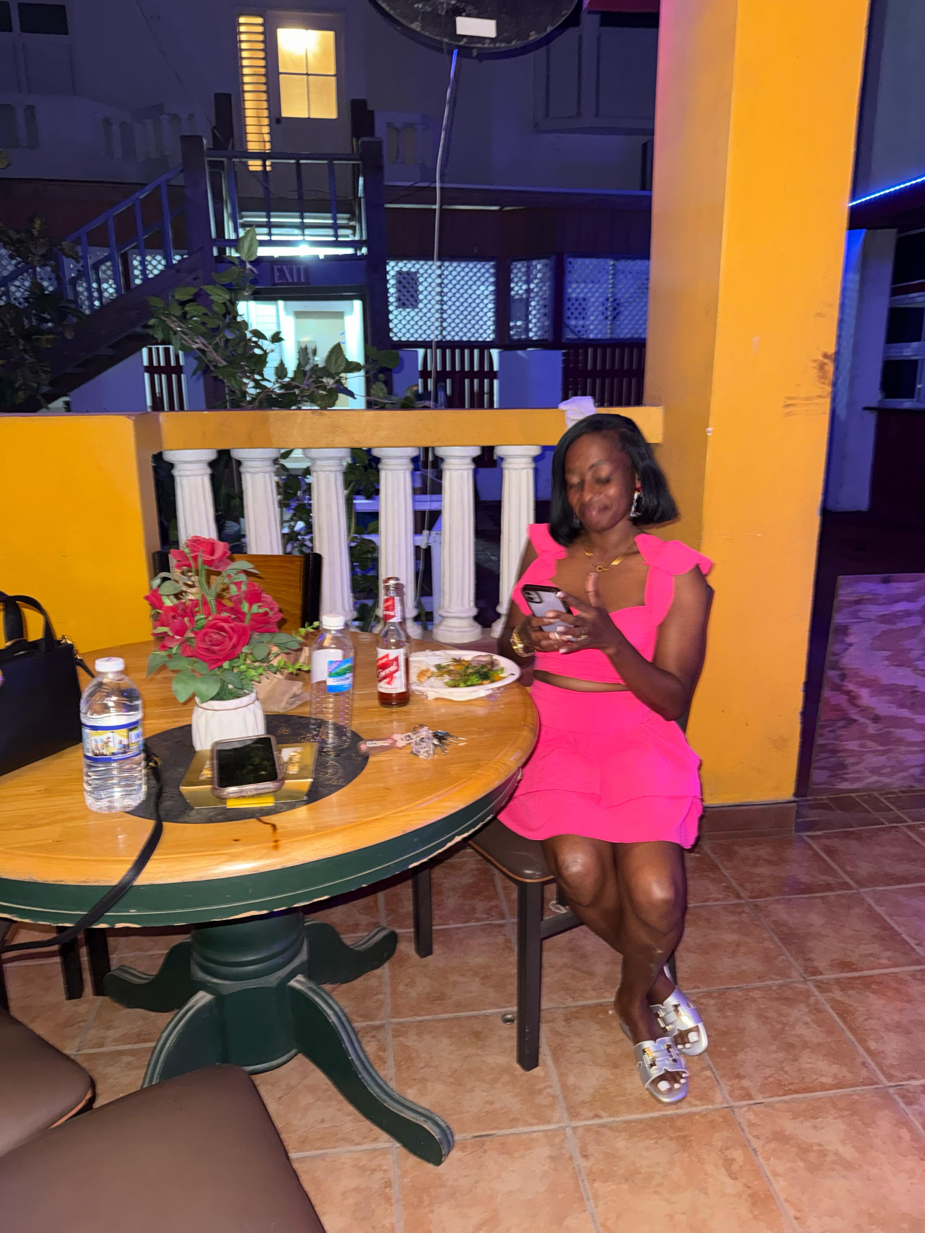Dining at Gempie's Gazebo