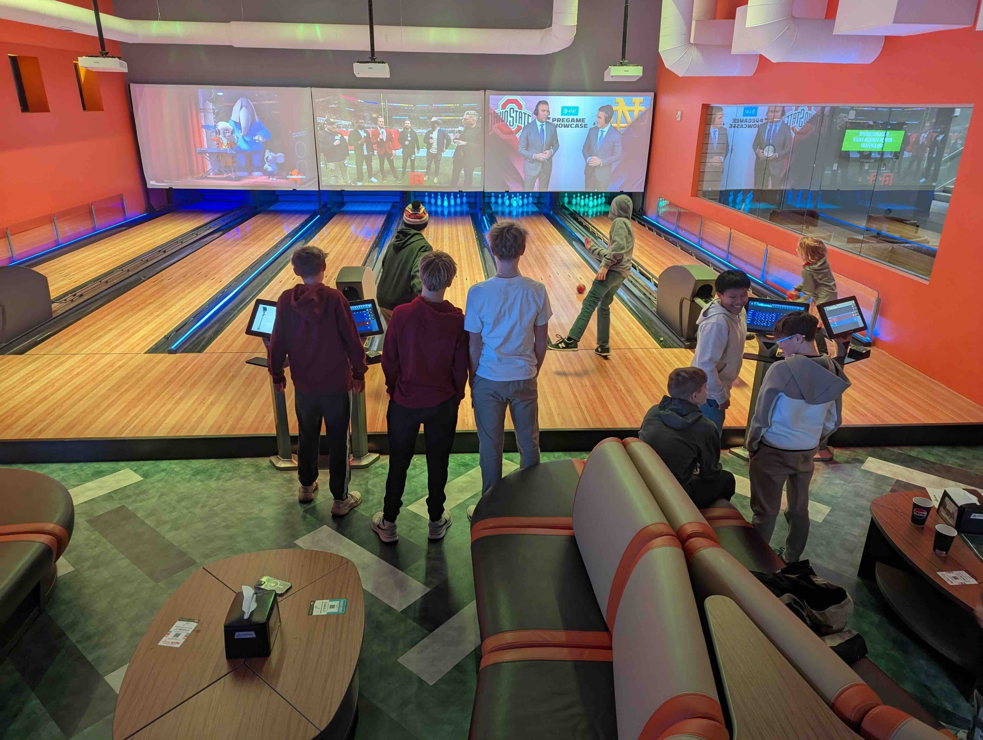 Mini Bowling