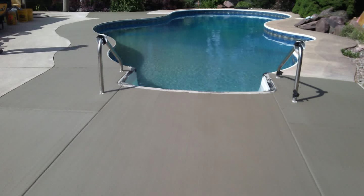 Custom Pool Decking