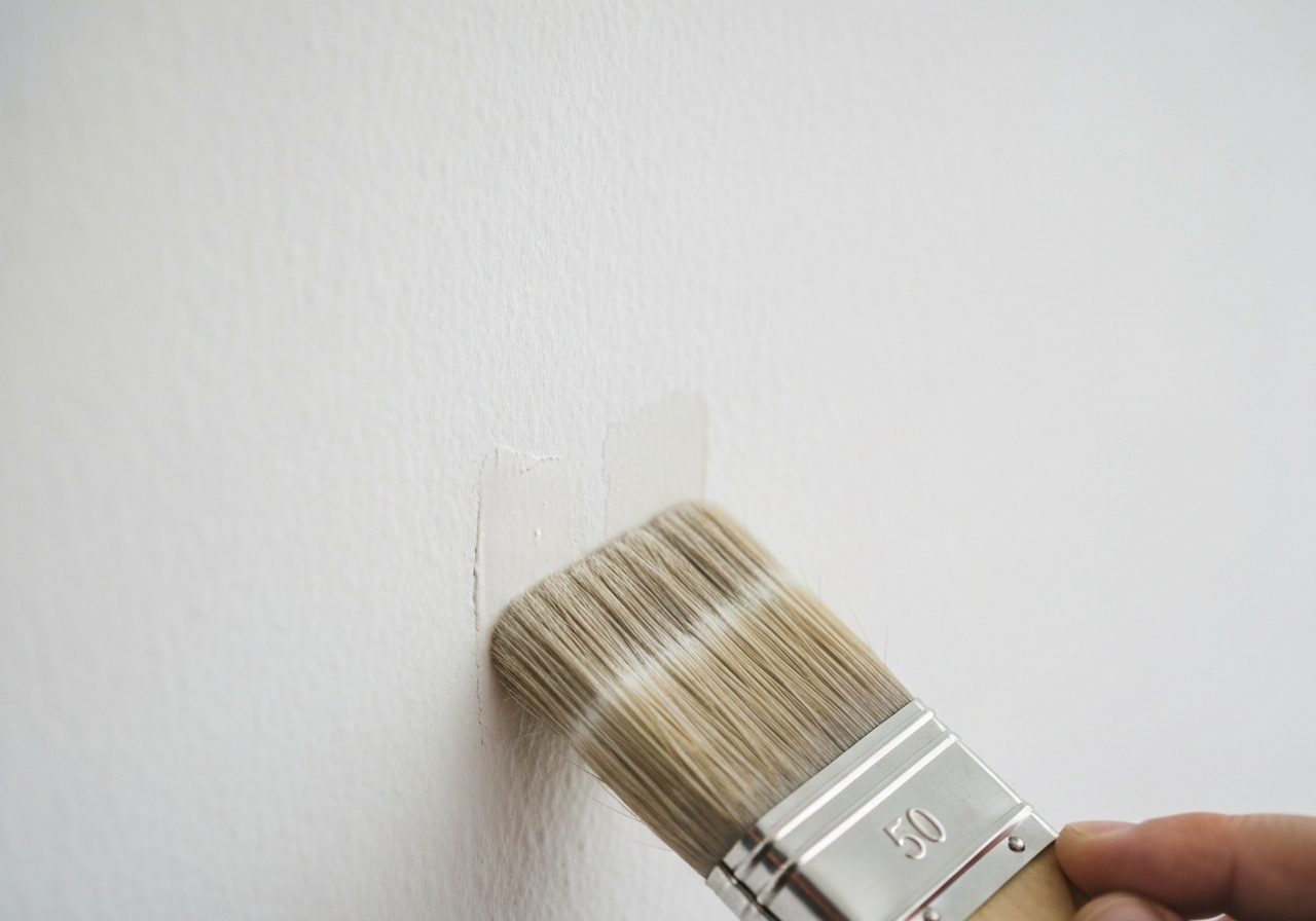 Small wall paint scuff repair service