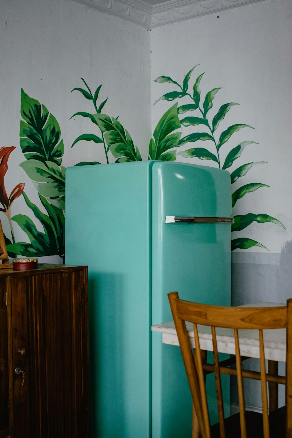 Refrigerator interior