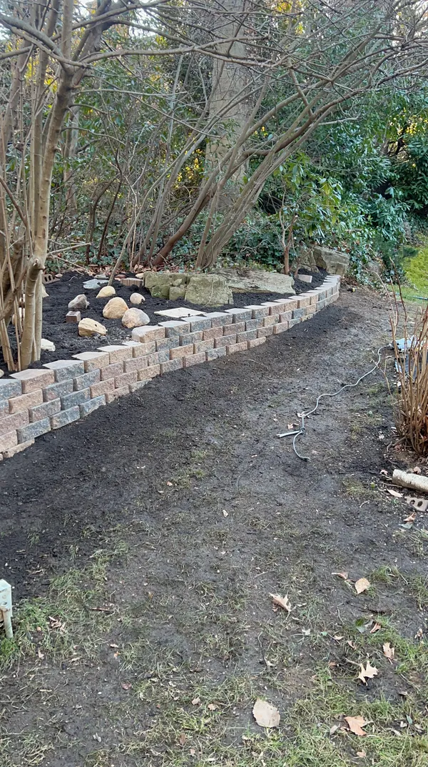 Retaining Wall Construction - Landscaping