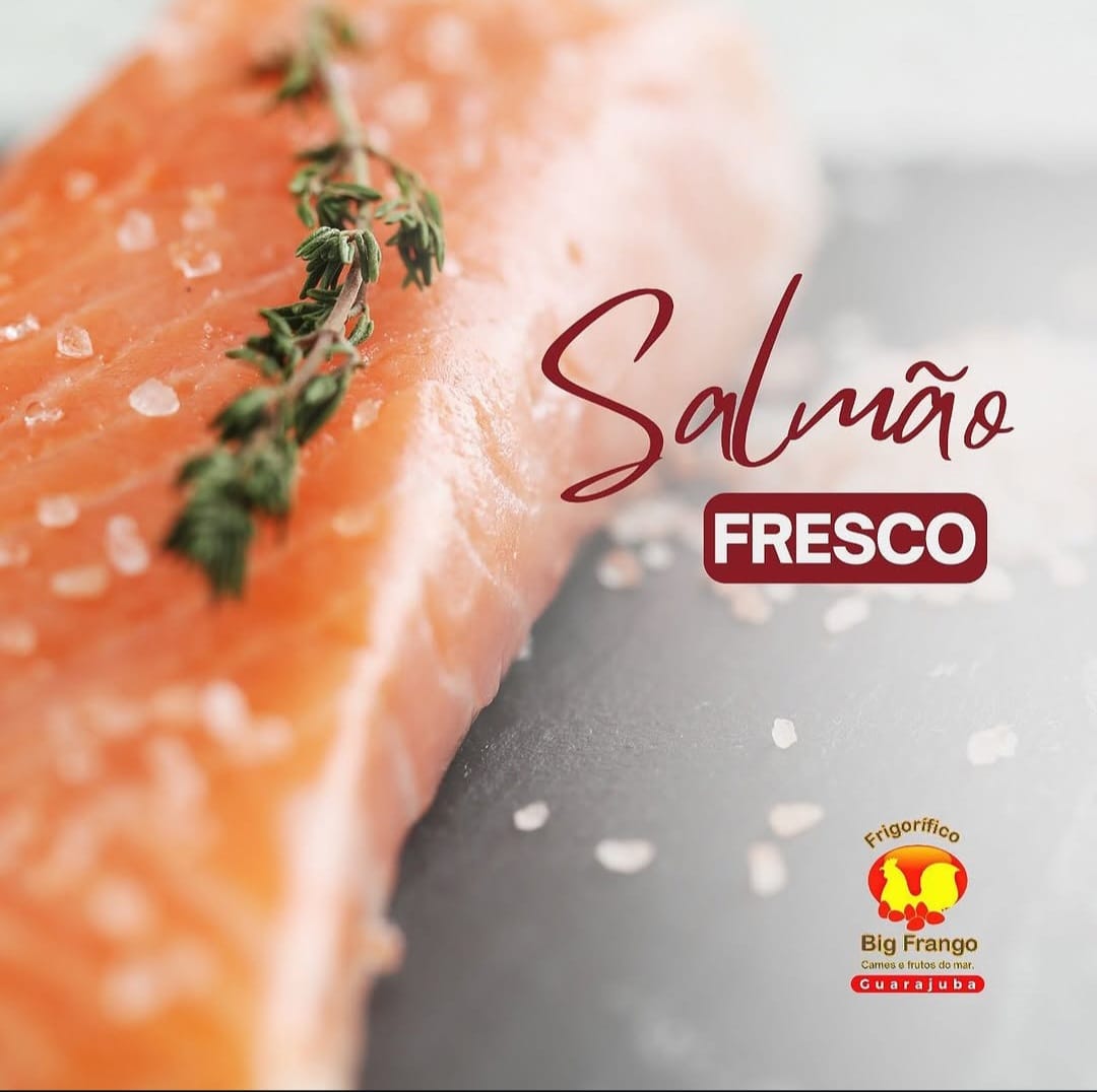 Frangos e aves temperadas prontas para assar no Frigorífico Big Frango em Guarajuba Frangos e aves temperadas prontas para assar no Frigorífico Big Frango em Guarajuba