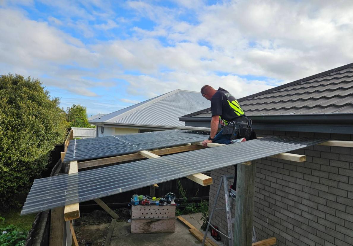 Roof & gutter maintenance