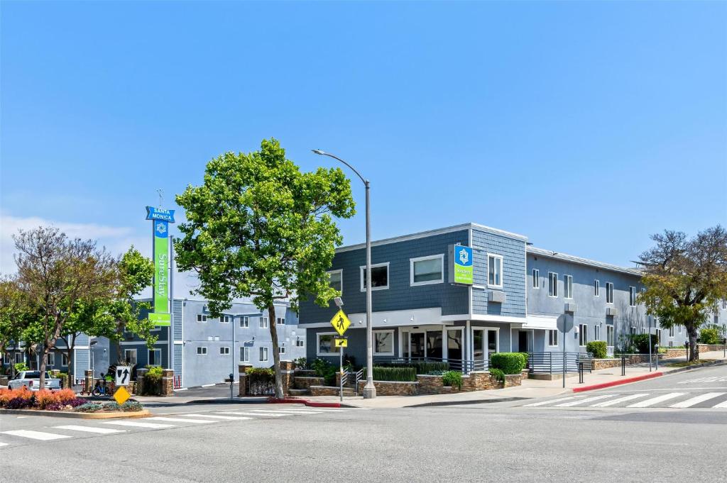SureStay Santa Monica Exterior