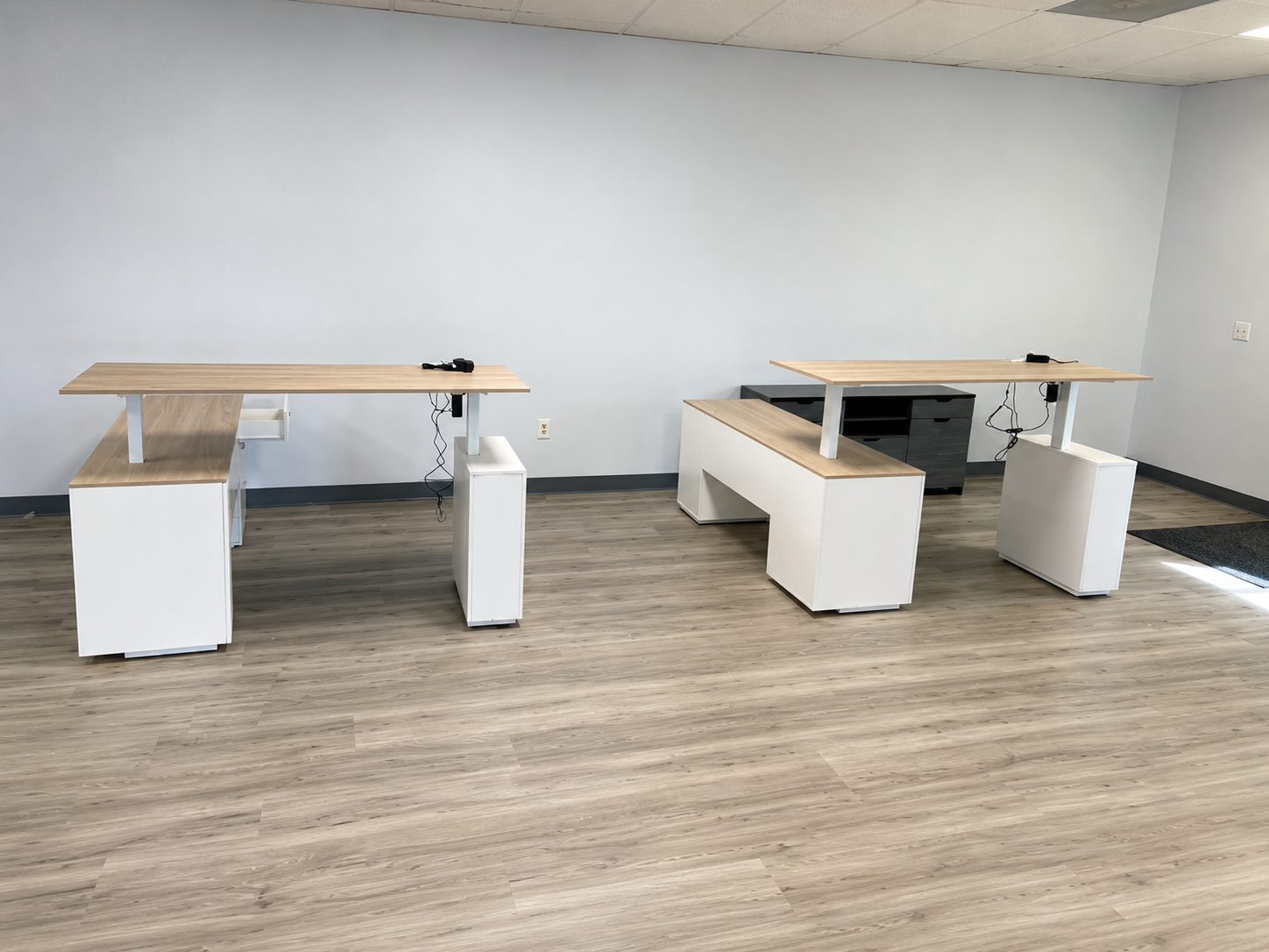 Office Desk Assembly