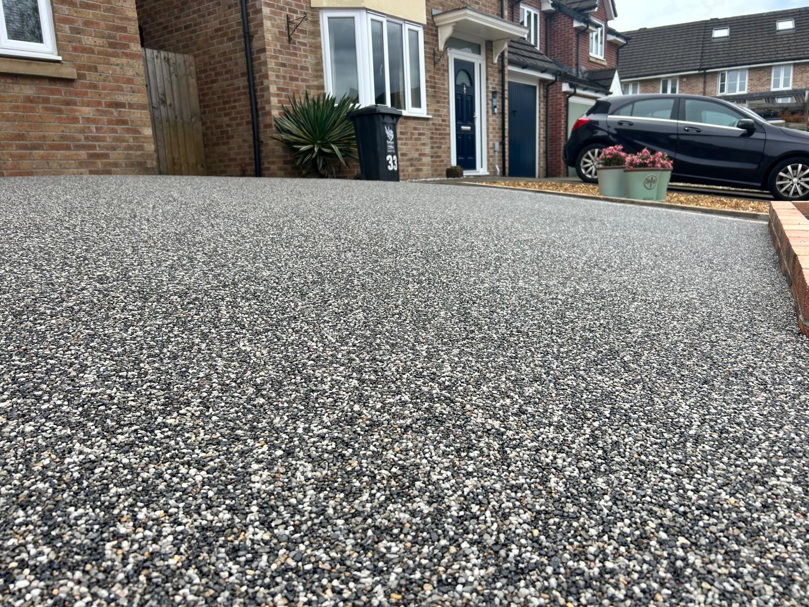 Professional resin driveways in the Newport area