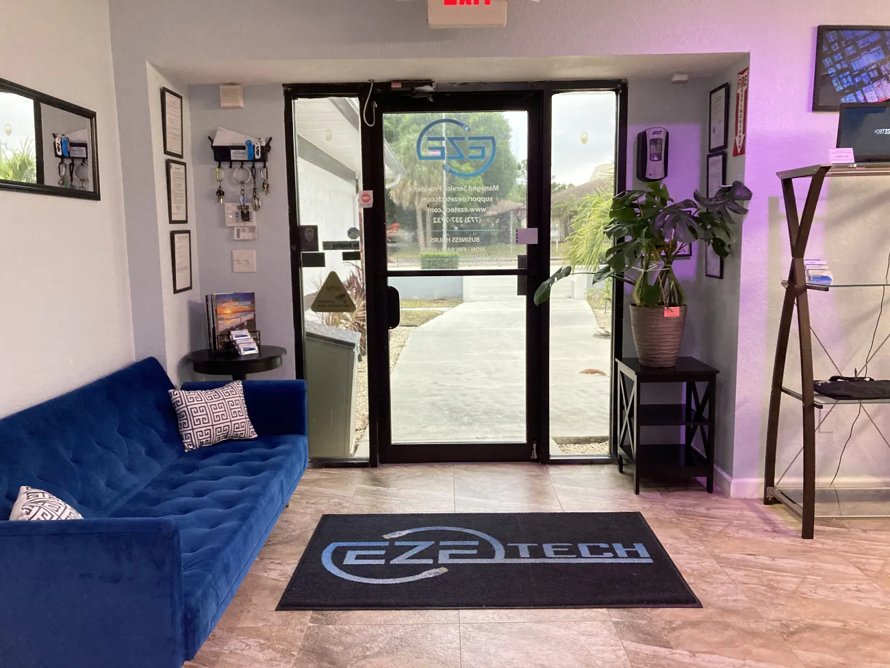 EZETech walk-in computer repair shop Port St. Lucie FL
