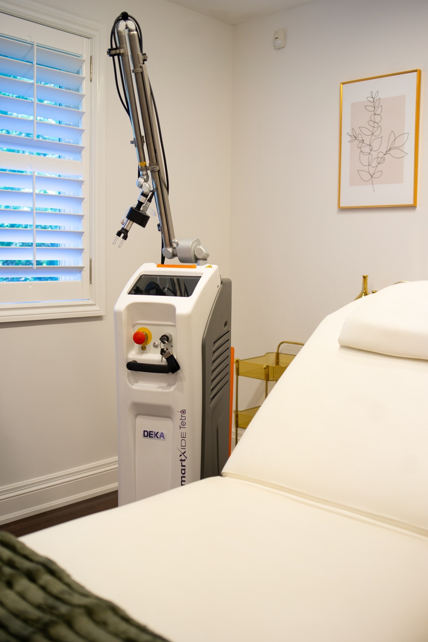 DEKA aesthetic treatment technology inside Brilliance treatment suite