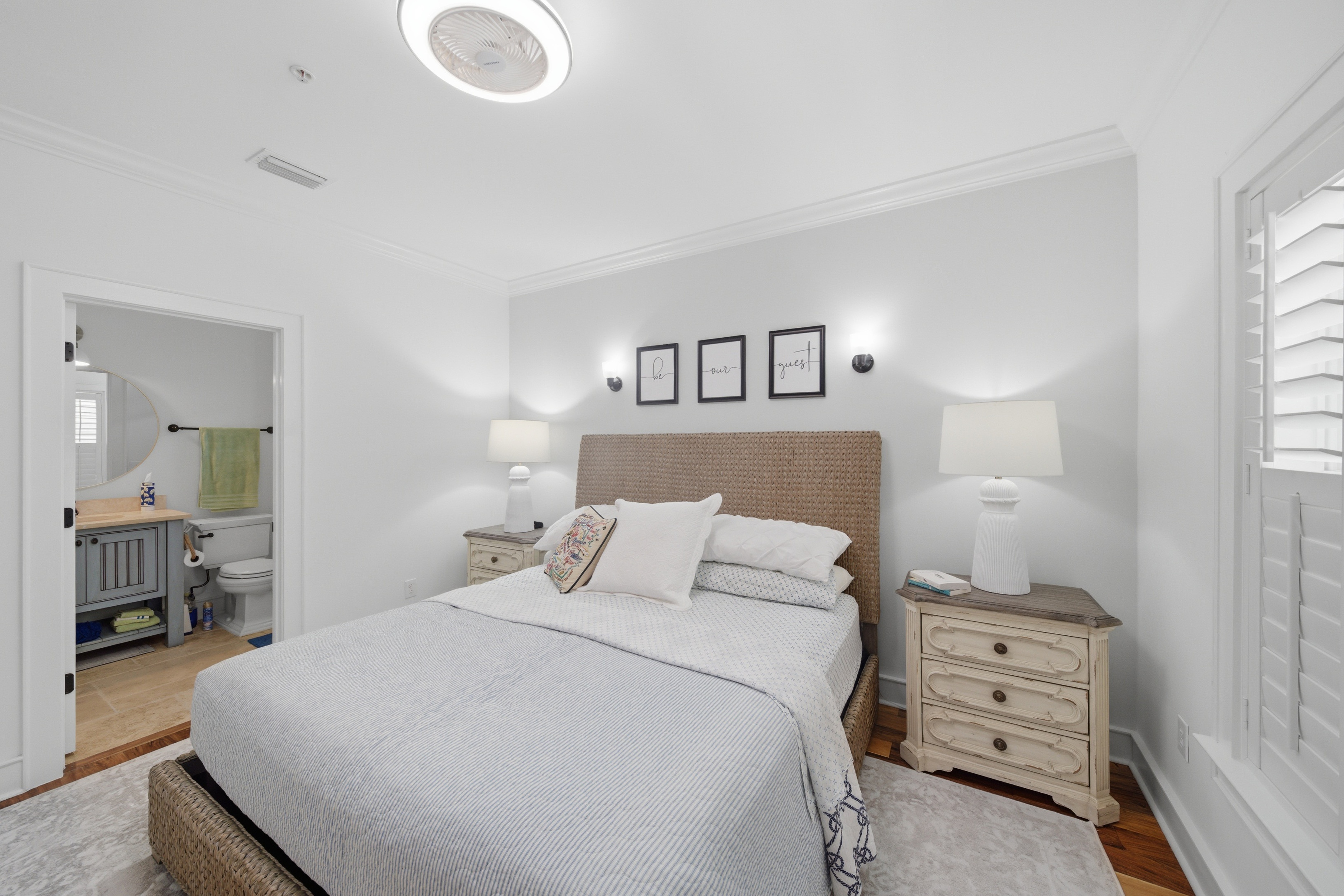 Guest bedroom