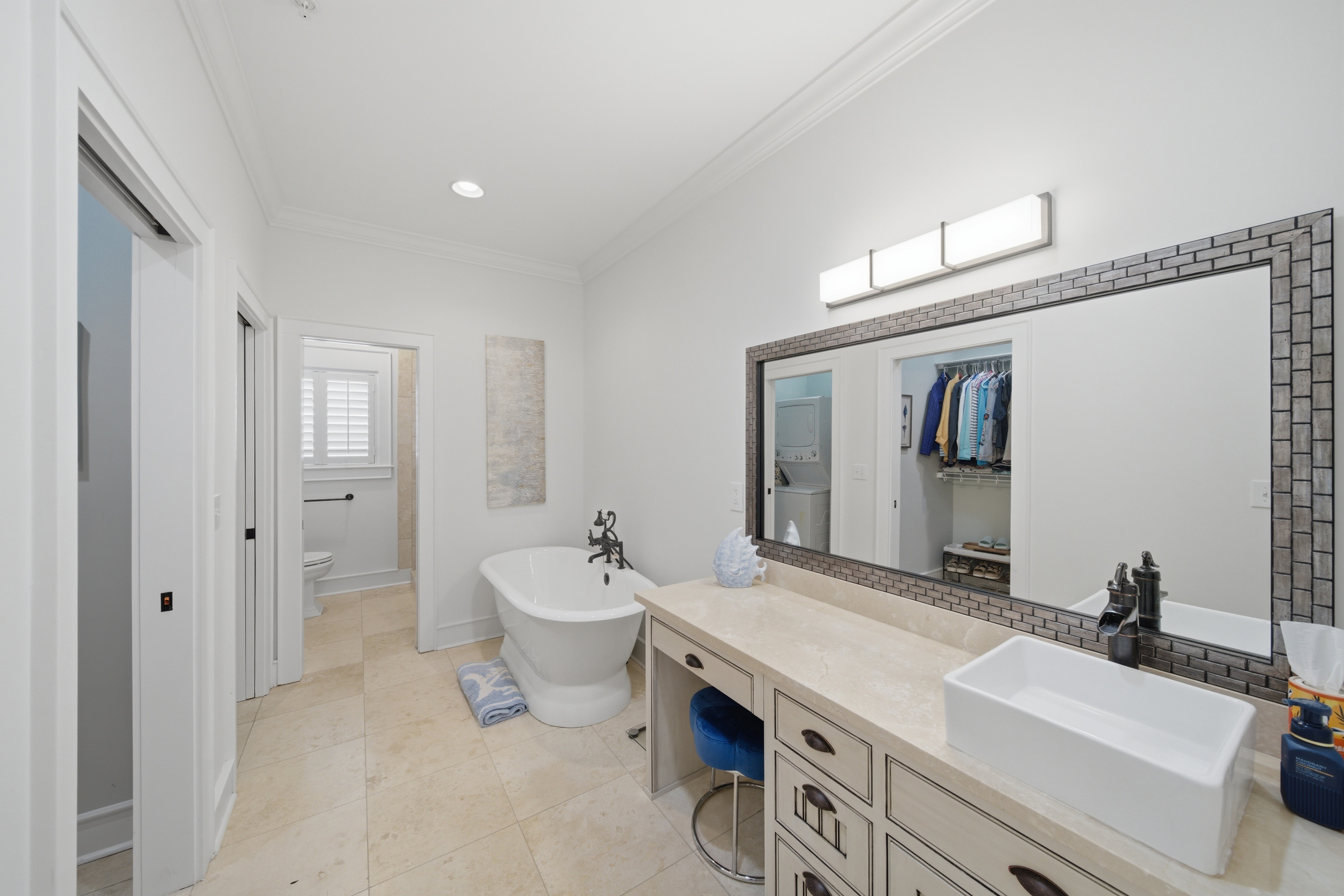 Bathroom with tub