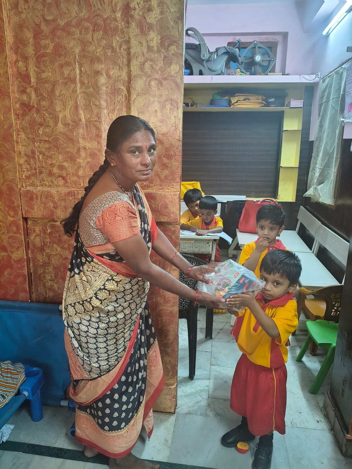 Distributing Books