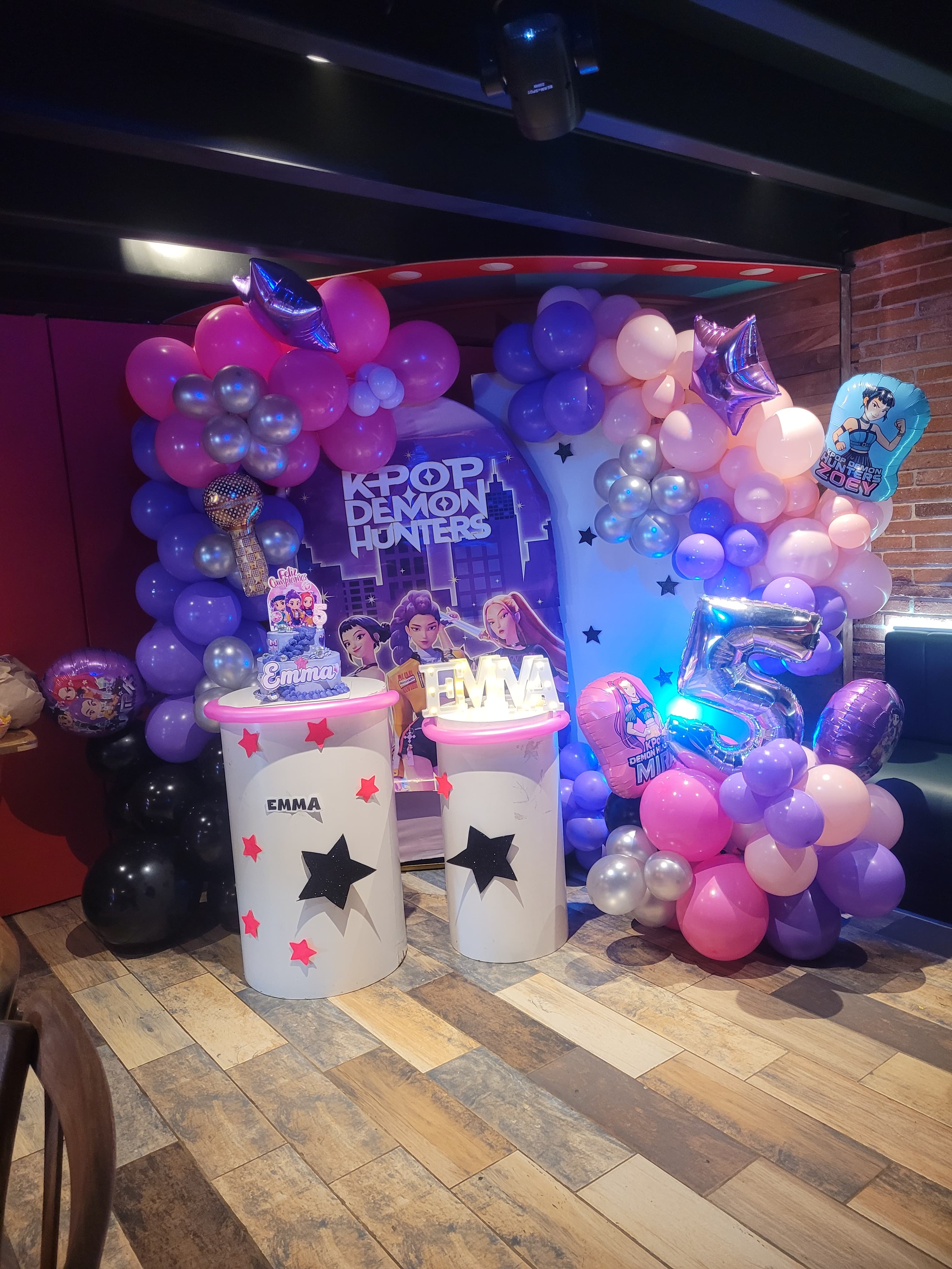 Decoración K-Pop Demon Hunters