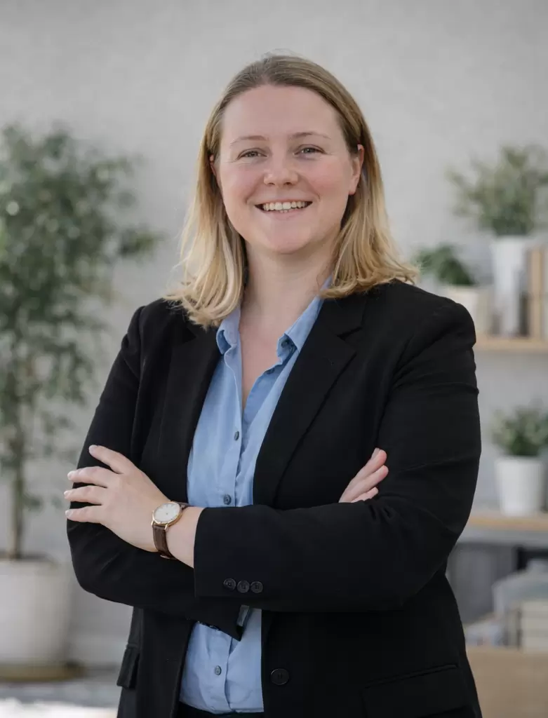 Sara Rowe - Founder of Rowe Finance & Property
