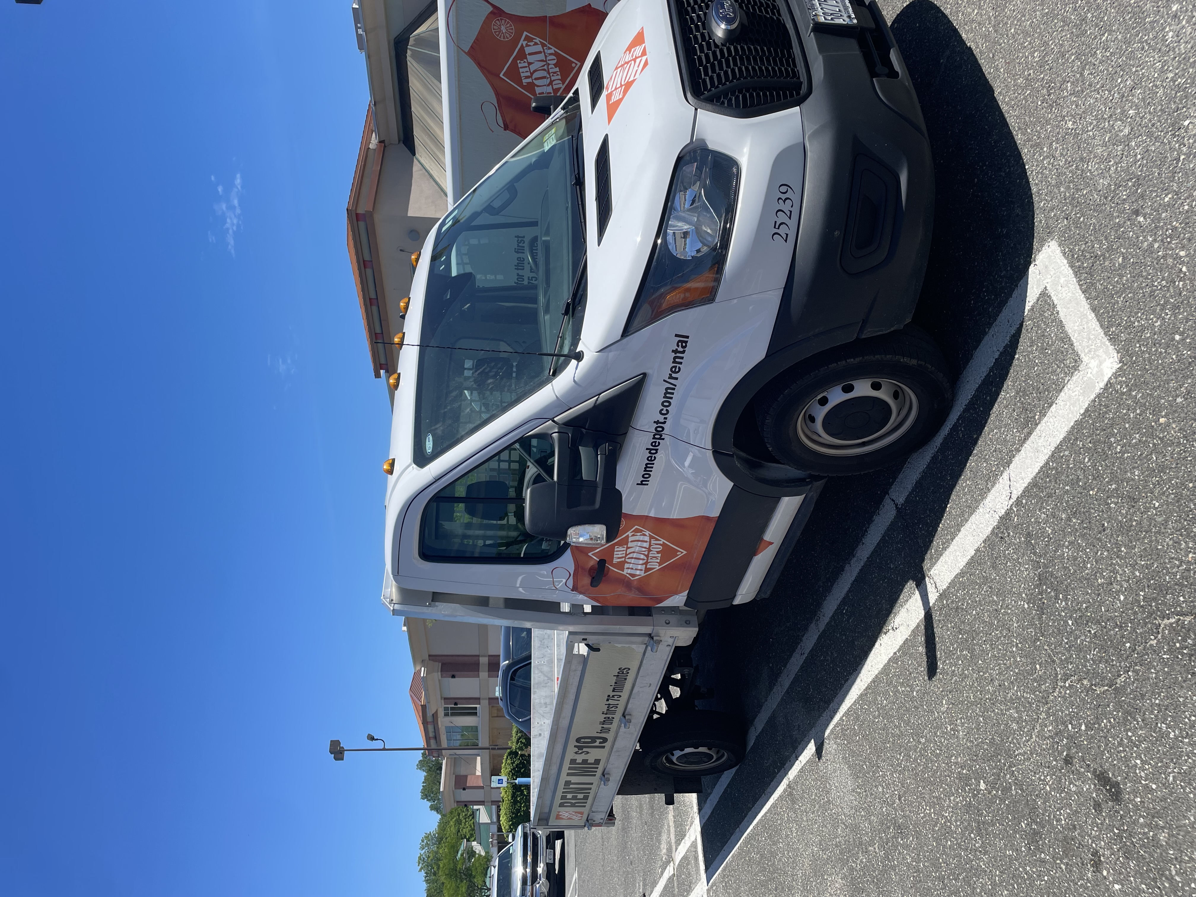 Flatbed rental truck used for junk removal in Farmingville NY