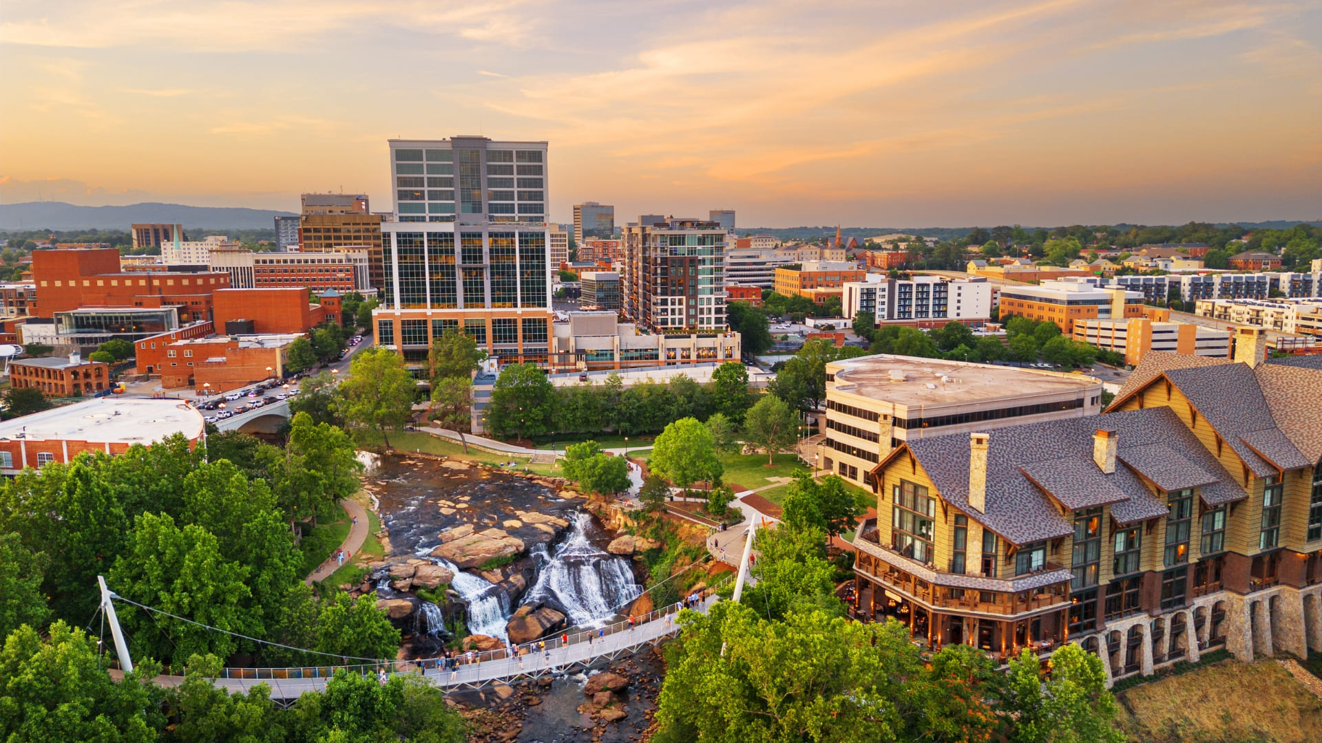 Greenville Custom Homes & Remodeling