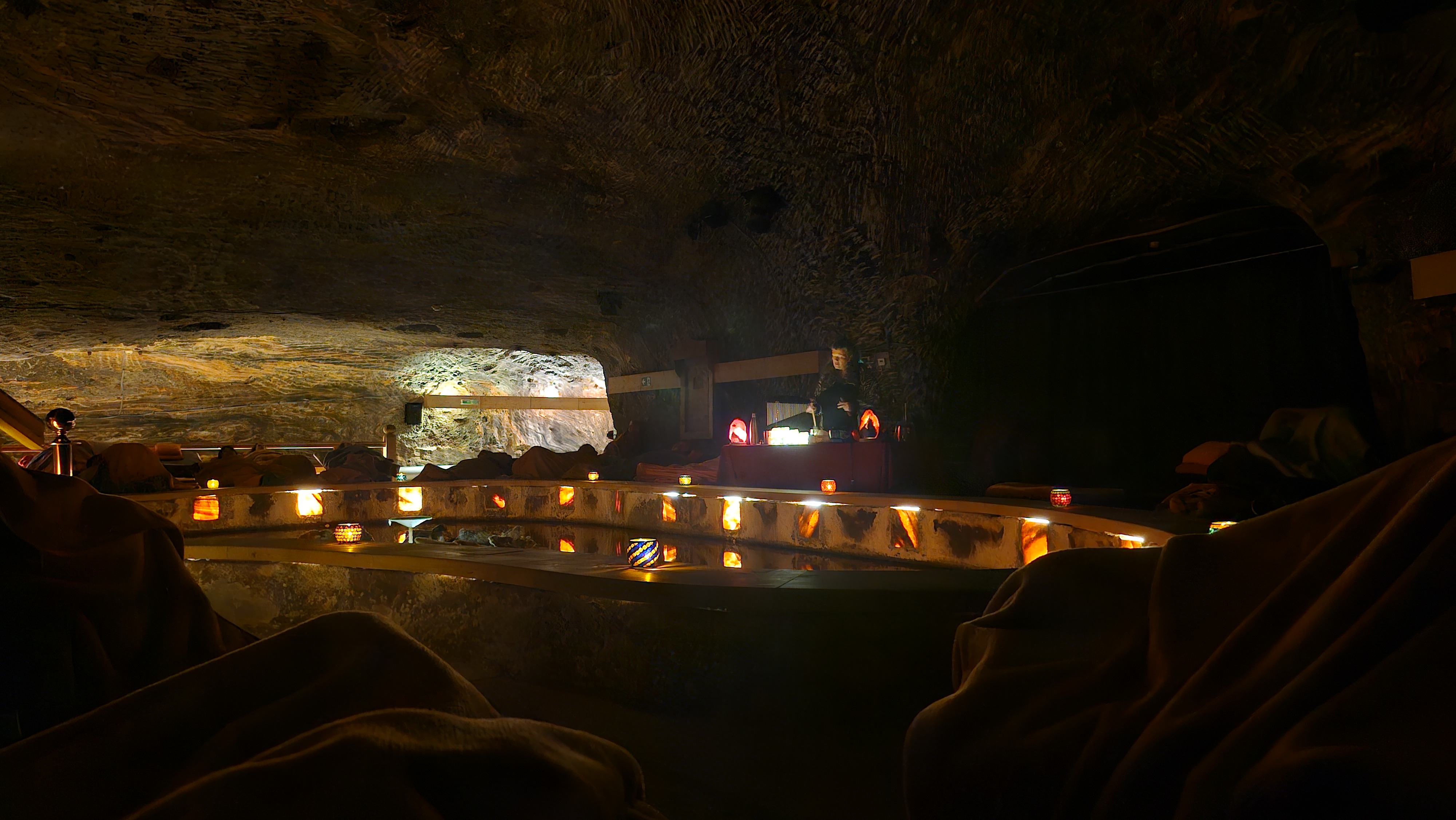Sound events in the salt mine of Berchtesgaden with soul song