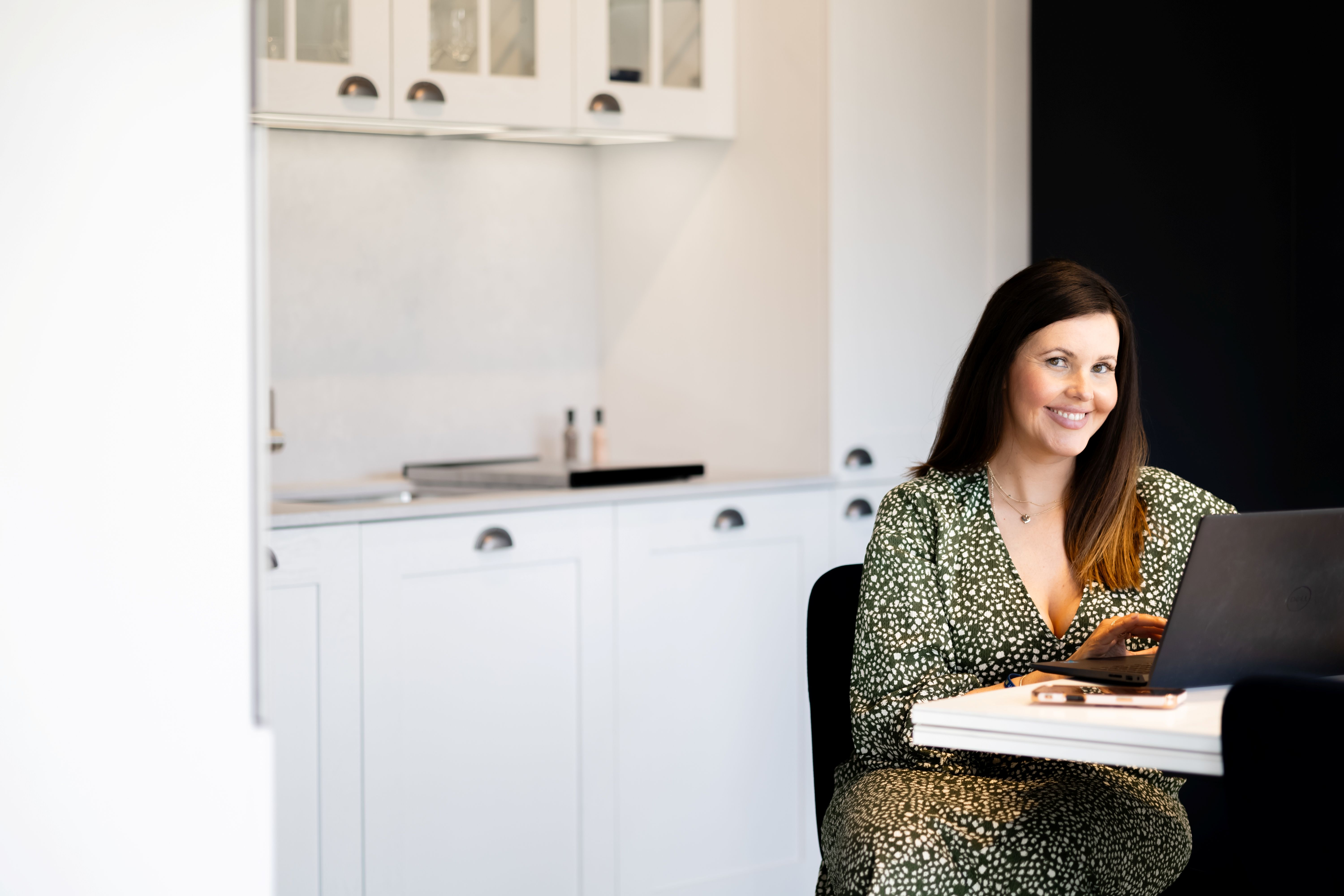 Beth Thomas explaining how overtime and additional income can affect a mortgage application