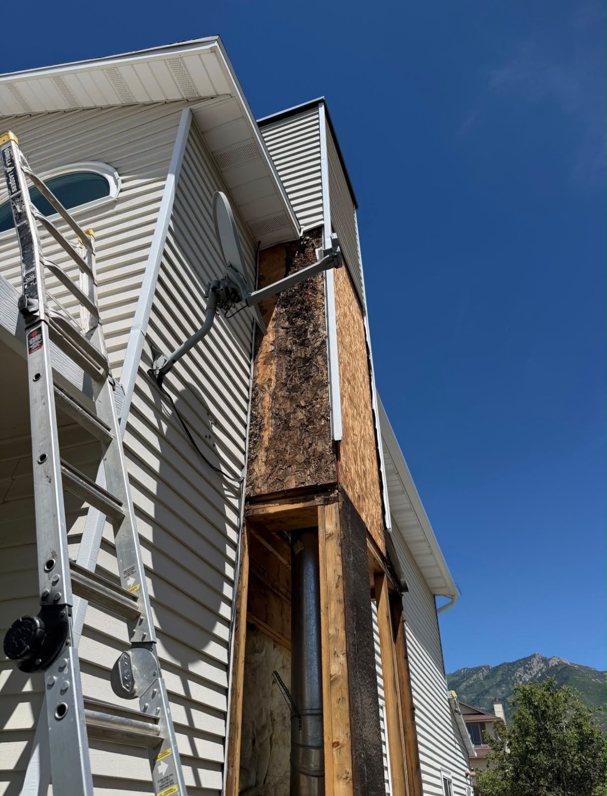 Chimney Stack Siding Repair & Replacement