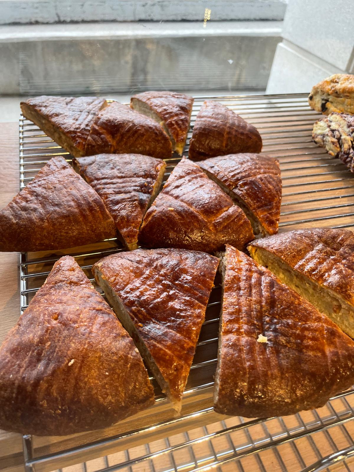 Traditional Gata