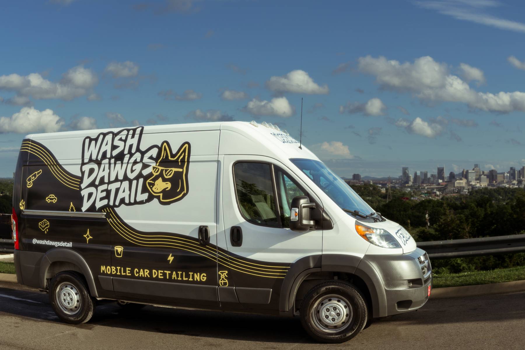 Wash Dawgs Van