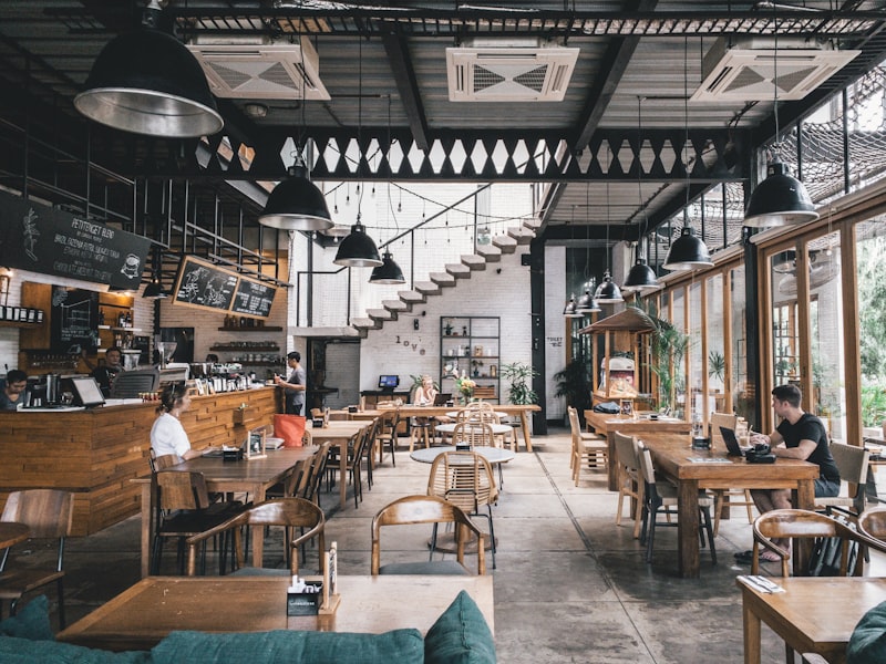 Food & Beverage