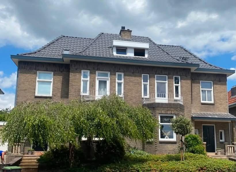 Complete dakrenovatie villa in Limburg - Foto 1