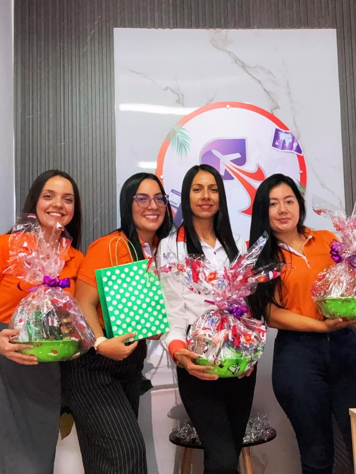 Equipo de Destinos y Aventuras