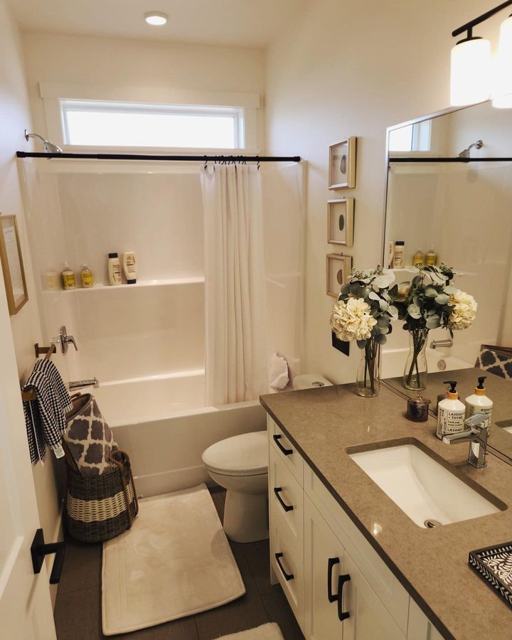 Clean Bathroom