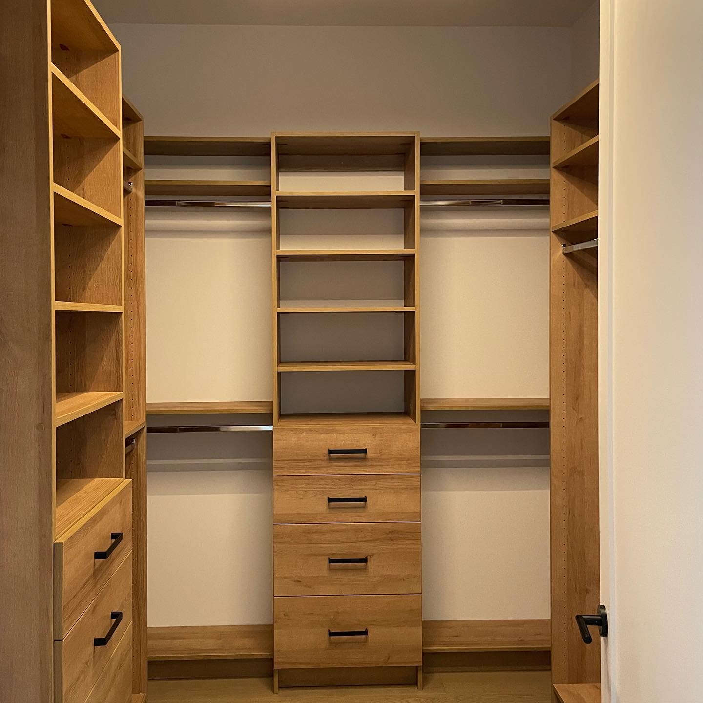 Clean Closet