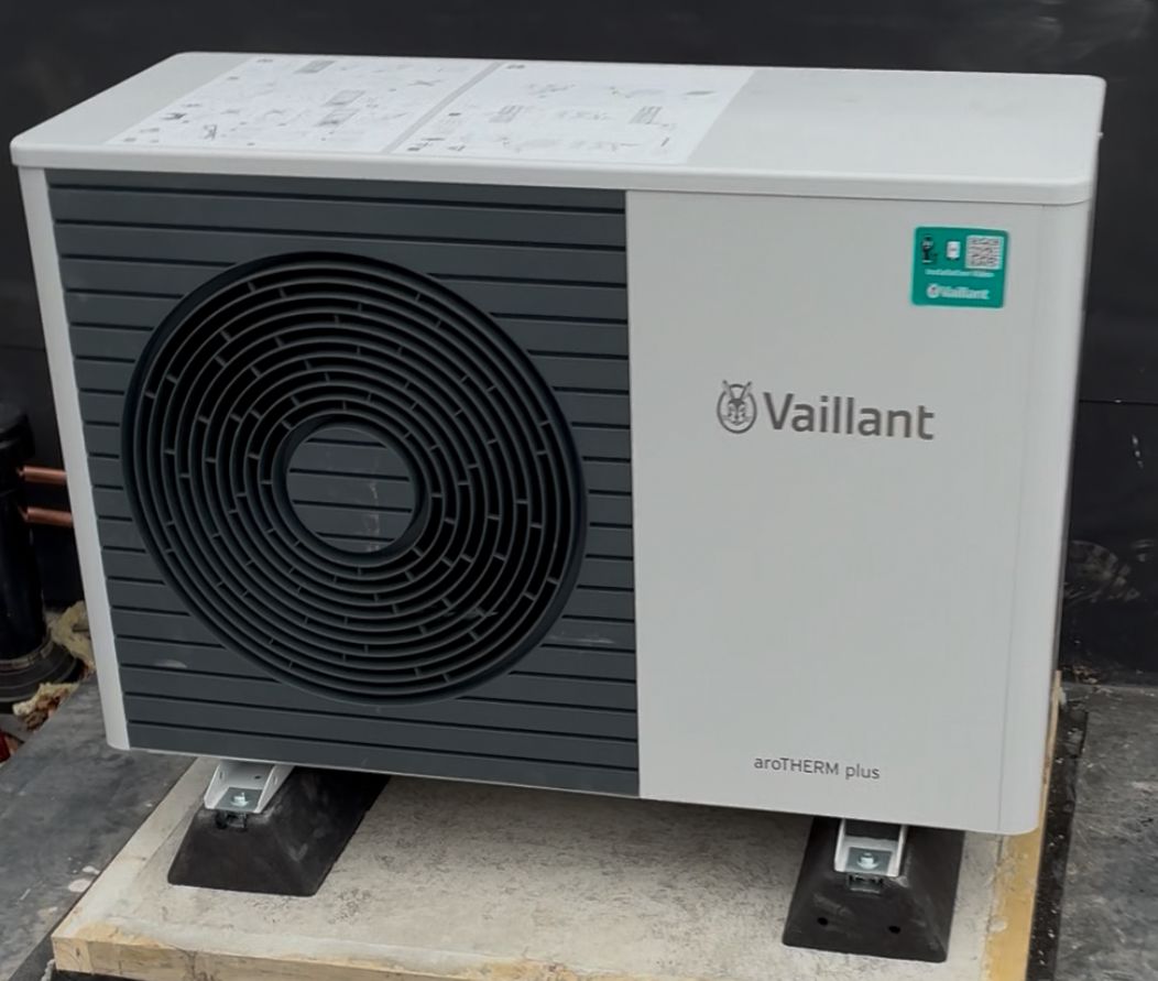 Vaillant aroTHERM plus heat pump installation