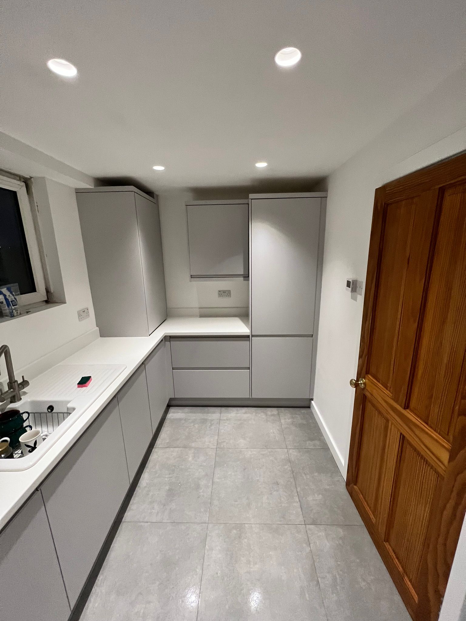 Kitchen units and sink