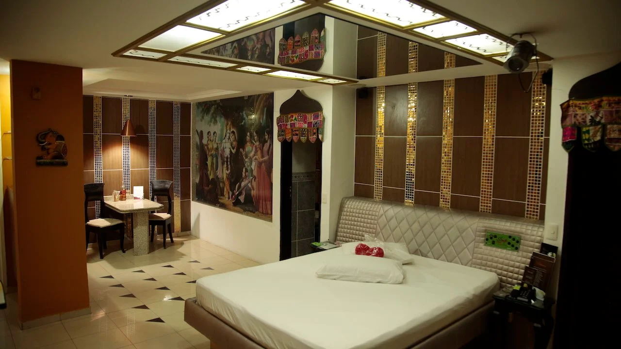 Indiana Lounge
