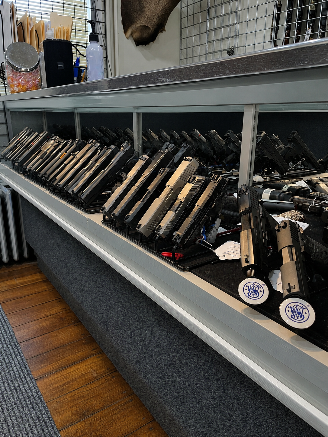 Store image 7