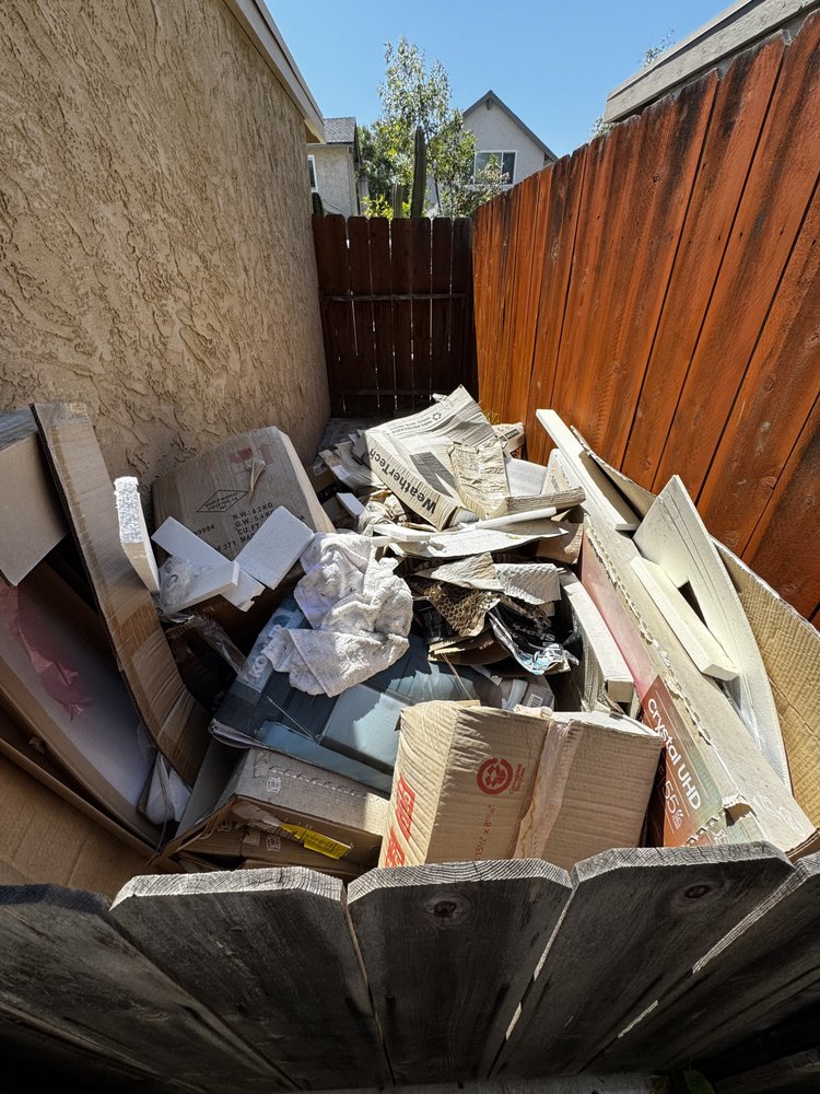 Property Management Cleanouts service