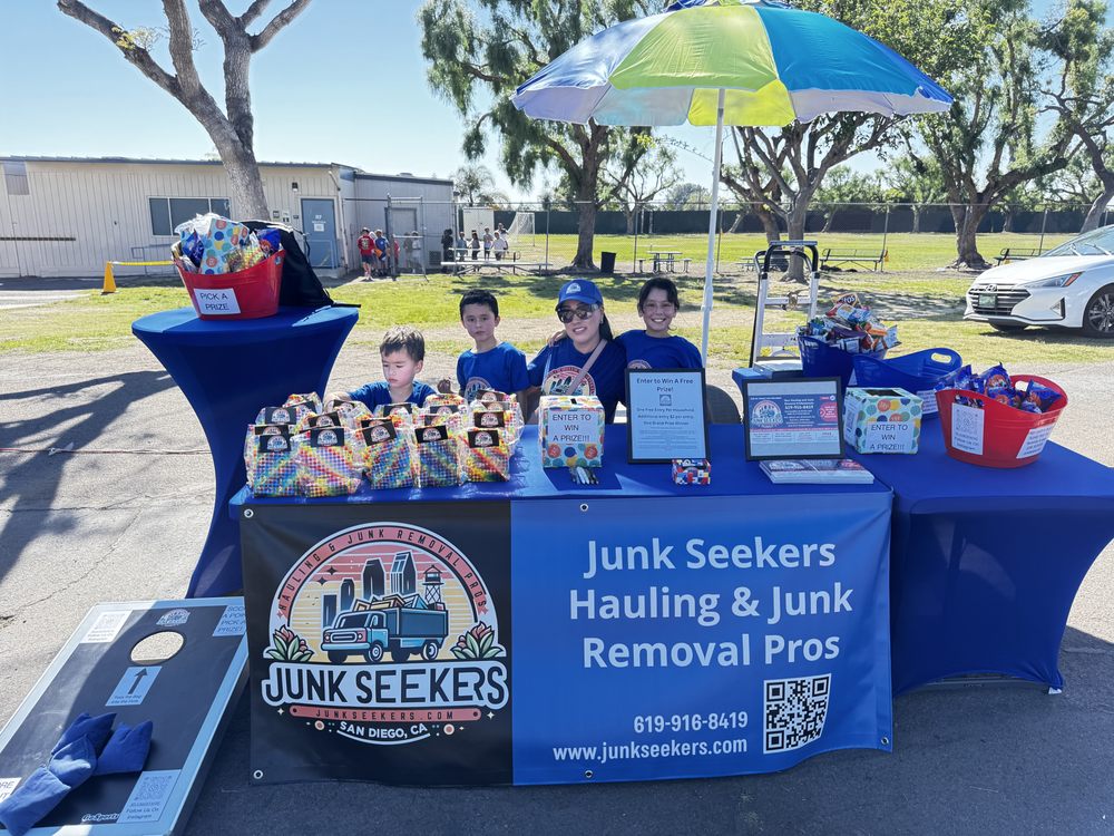 How Junk Removal Supports Thrift Stores in San Diego County