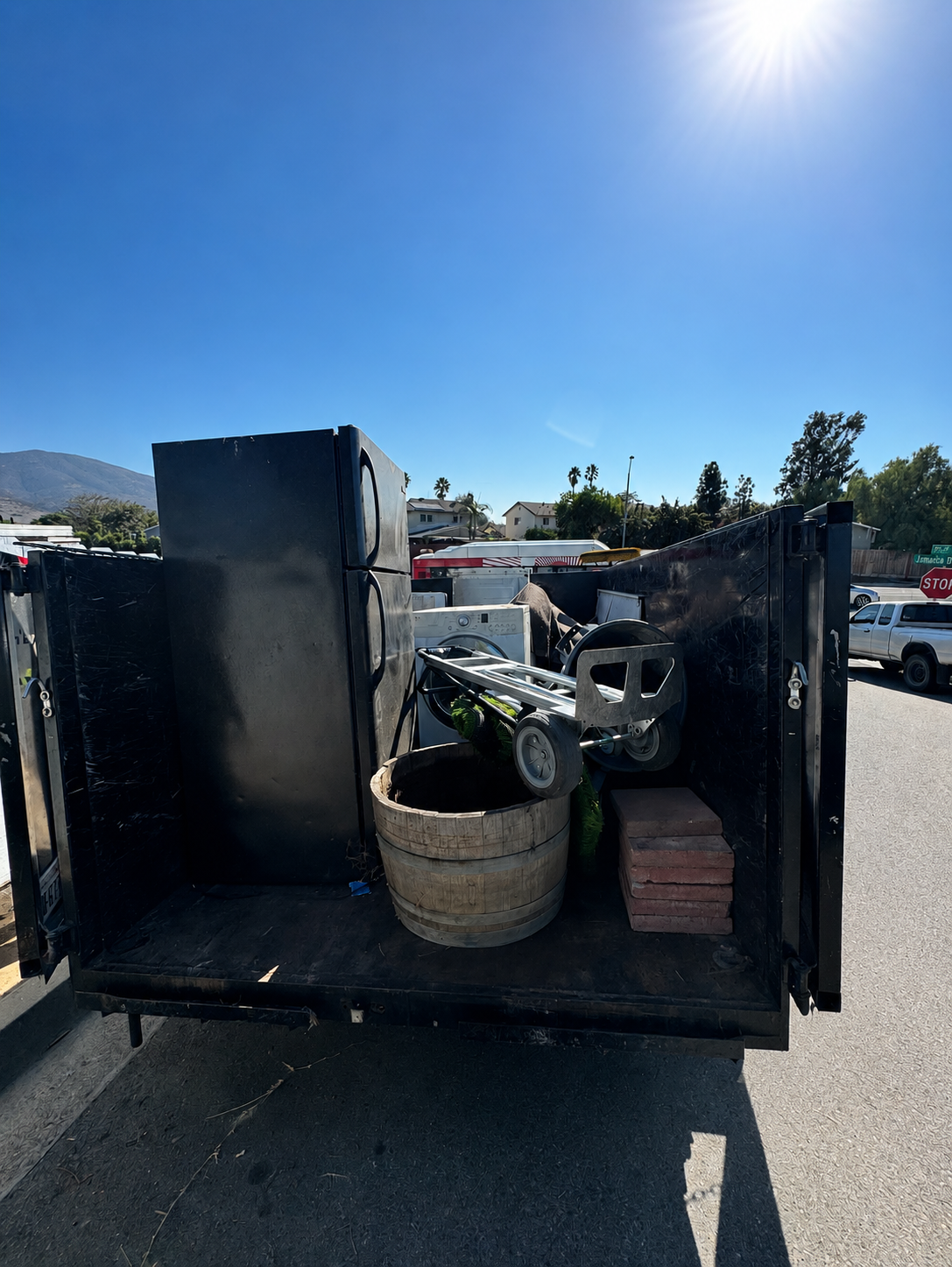What Items Can't Junk Seekers Take in San Diego?