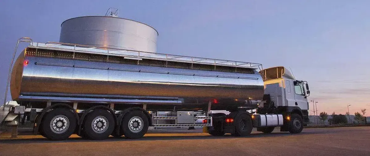 Stainless Steel Tanker Truck