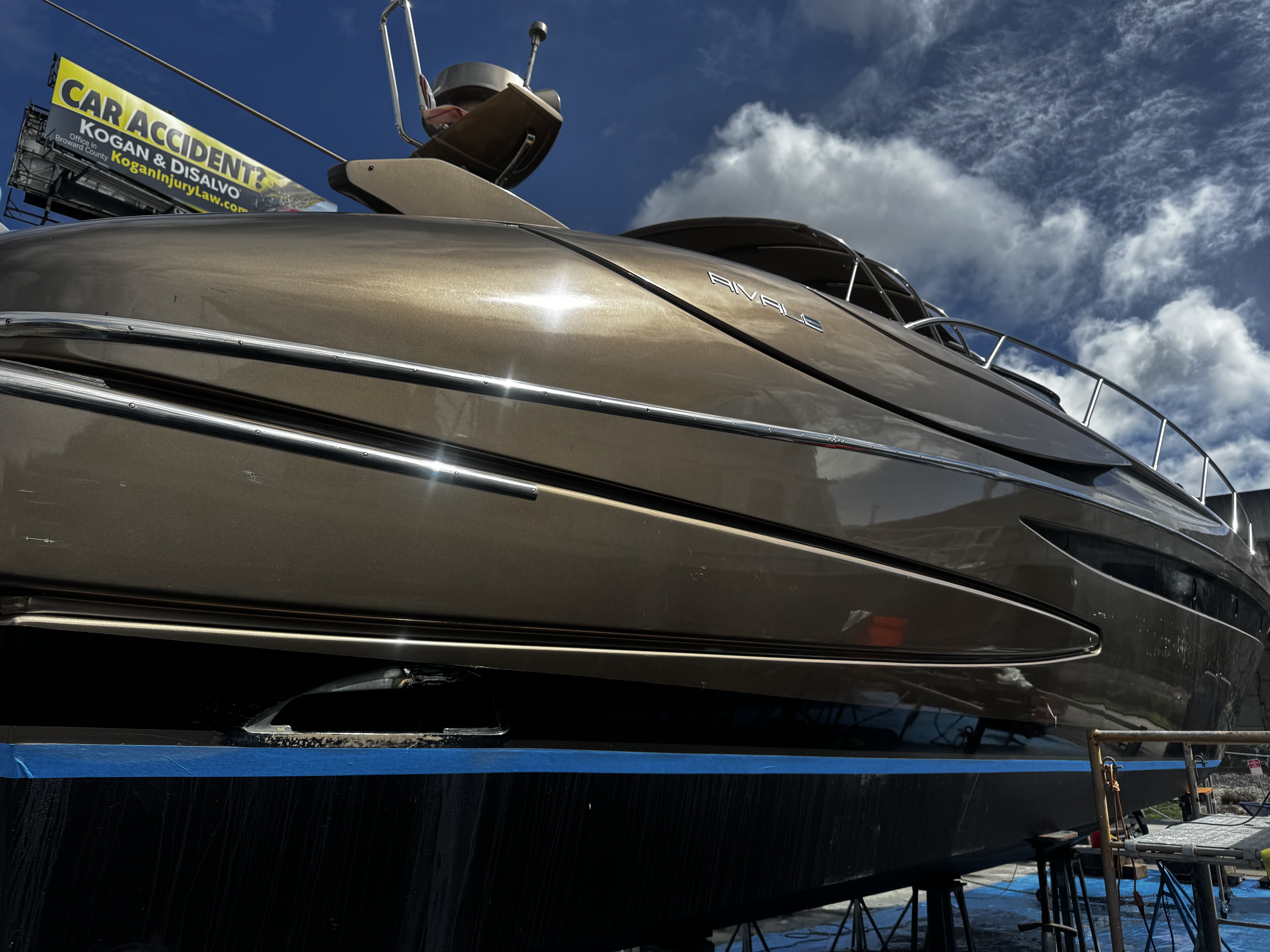 Riva 70 Compound and Wax Restoration