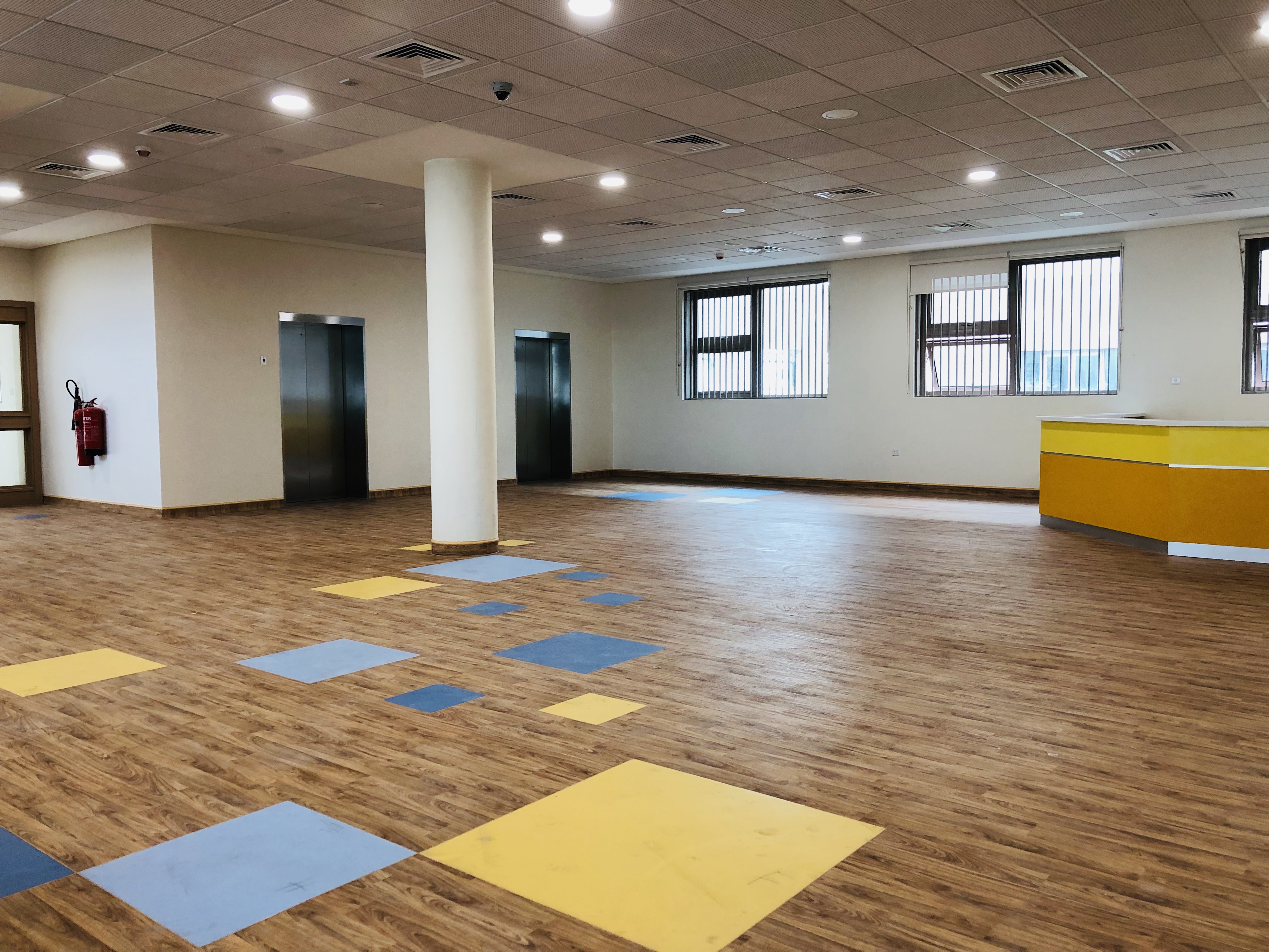 Specialized school zone with anti-static vinyl flooring for hygiene standards